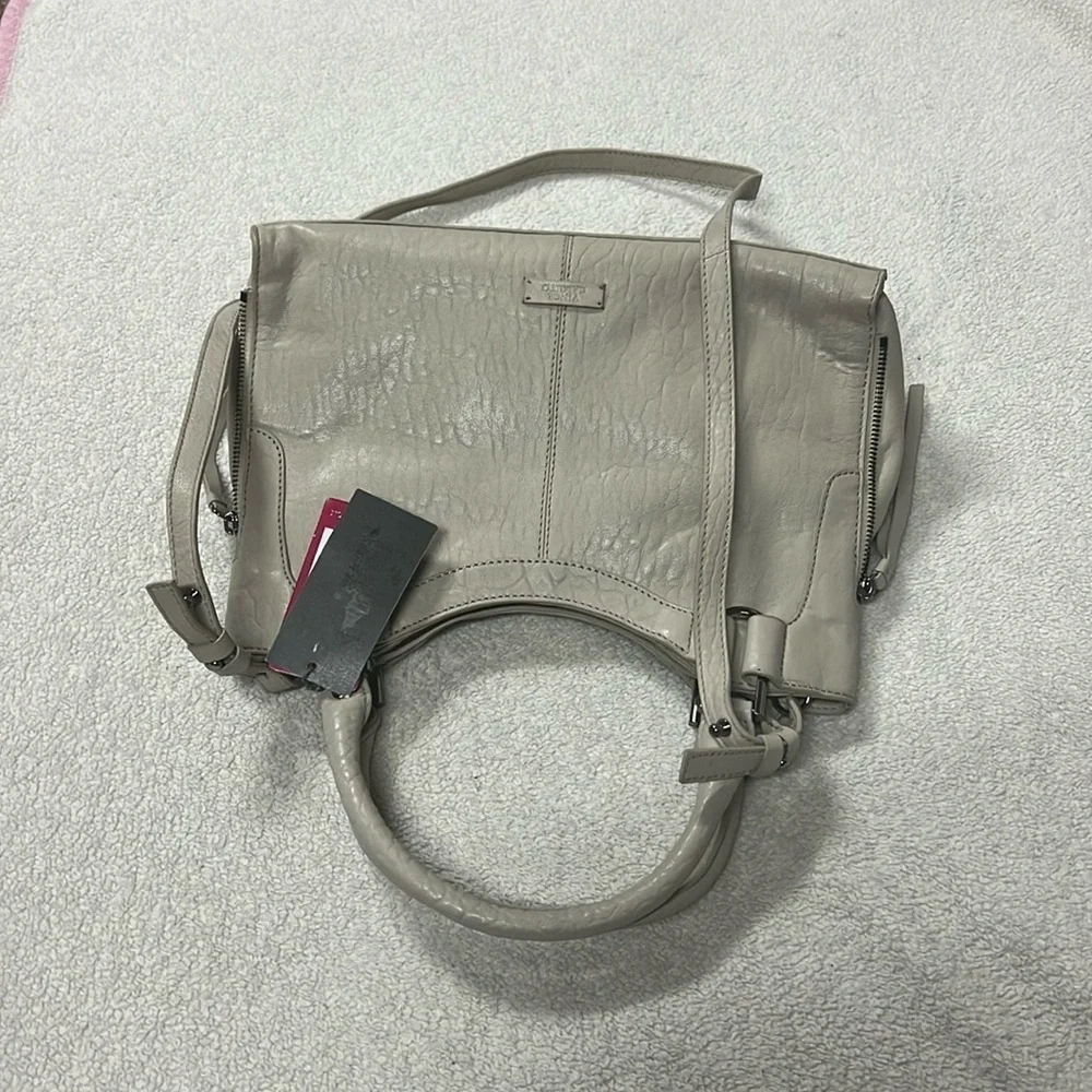 VINCE CAMUTO Leather Kayli Satchel